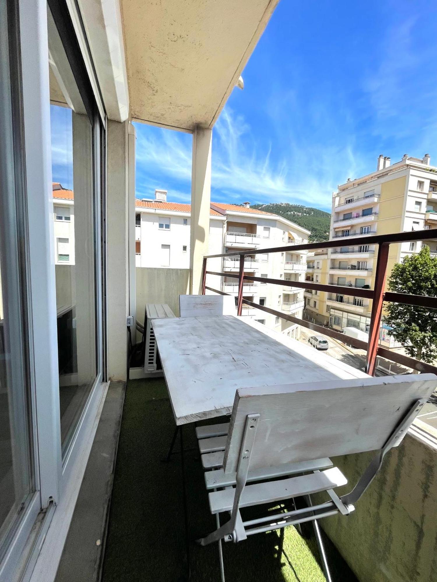 Le Terra-Cota 3 Ch Privees 10' Gare-Port Et Plage, Wfi, Cosy Tolone Esterno foto