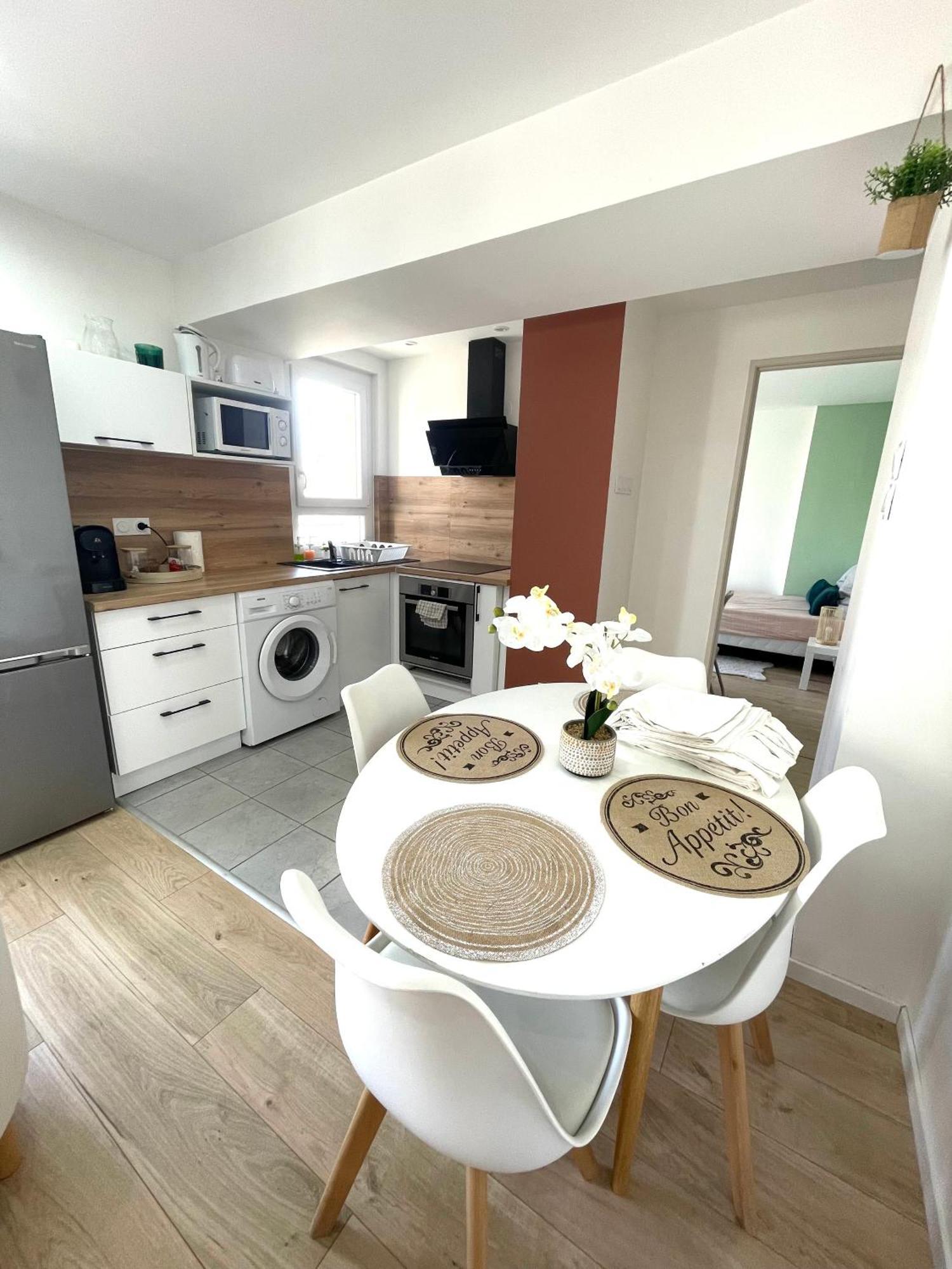 Le Terra-Cota 3 Ch Privees 10' Gare-Port Et Plage, Wfi, Cosy Tolone Esterno foto